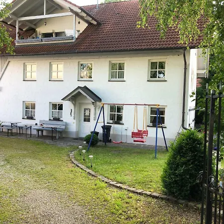 Apartment Gastehaus Zum Pauli Kettershausen
